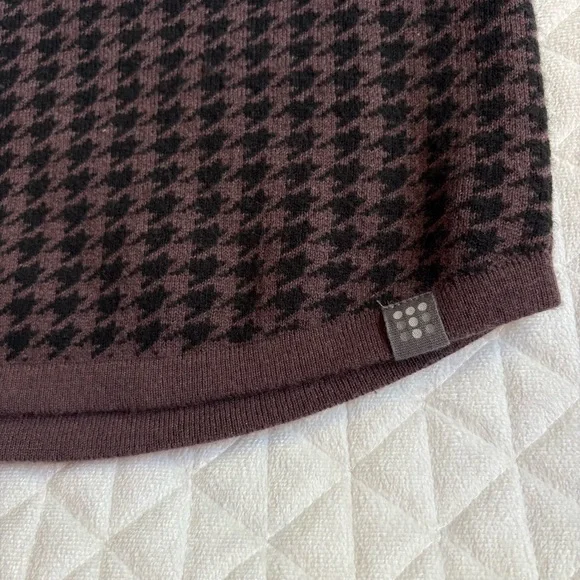 Title Nine Barra Houndstooth Tunic Sweater Dress Size M Brown Black Turtle Neck - Picture 4 of 16